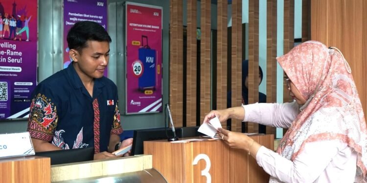 Sambut Libur Imlek 2577, KAI Daop 9 Jember Siap Berikan Layanan Terbaik Bagi Pelanggan