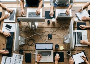 Prospek Kerja Lulusan SATU University Bandung di Era Digital