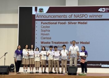 Siswa Kelas 7 BINUS SCHOOL Surabaya Raih Silver Medal di NASPO Lewat Inovasi Pangan Darurat dan AI Pemilah Sampah