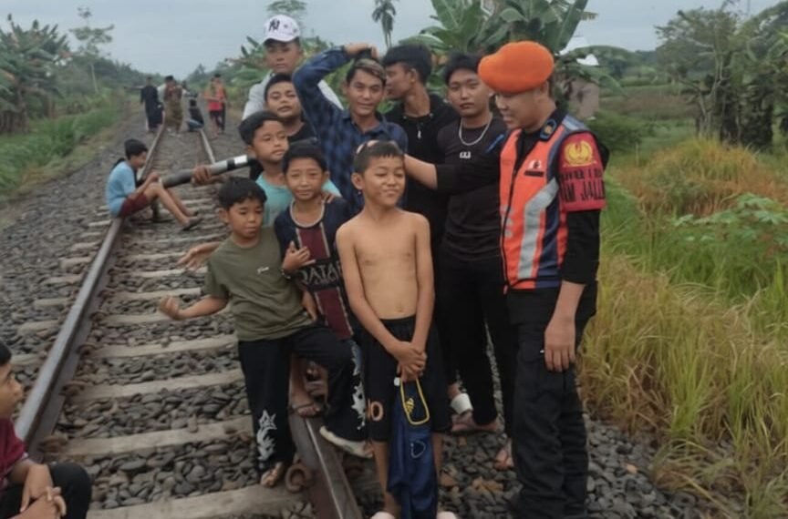 Jaga Keberkahan Ramadan, KAI Divre I Sumut Larang Vandalisme dan Ajak Masyarakat Hindari Ngabuburit di Jalur KA