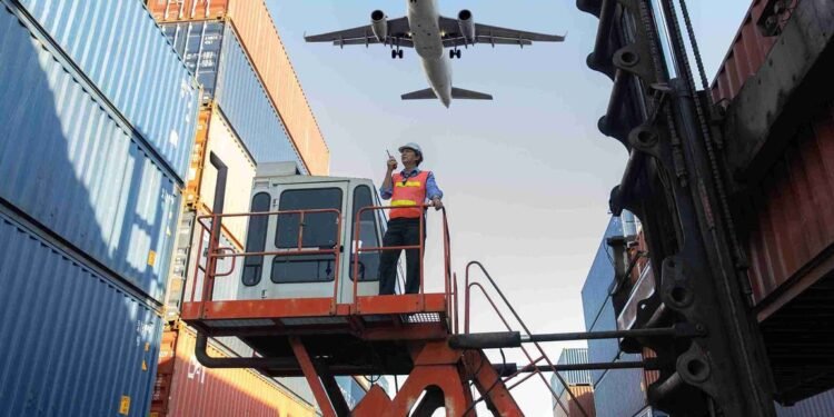 Pengiriman ke Luar Negeri Paling Aman Dimulai dari Penanganan Terbaik: Insurance Maksimal & Packaging Standar Internasional