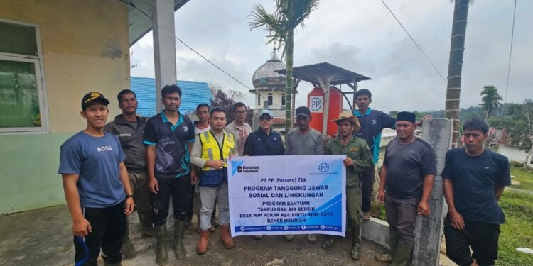 Tak Hanya Bangun Jembatan dan Huntara, PTPP Kembali Salurkan 5 Program Strategis untuk Korban Banjir Aceh