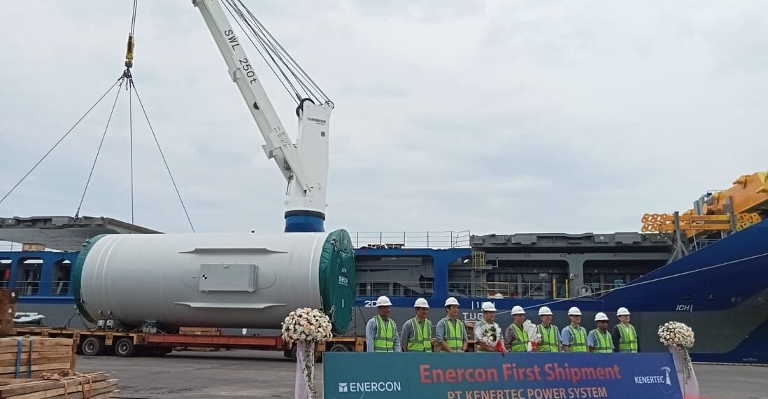 PTP Nonpetikemas Cabang Banten Tangani Ekspor Perdana Wind Mill Tower Tujuan Kanada