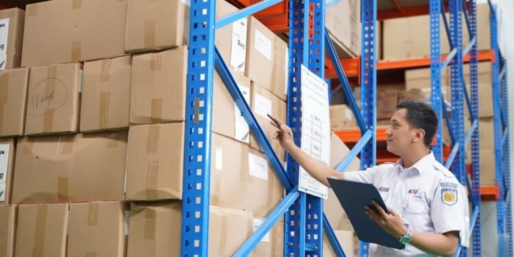 KAI Logistik Optimalkan Kawasan Gudang Kalimas untuk Perkuat Rantai Logistik Terpadu
