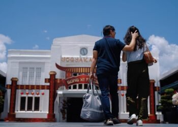 Sambut Tahun Baru Imlek, KAI Daop 6 Yogyakarta Hiasi Stasiun dengan Ornamen Imlek