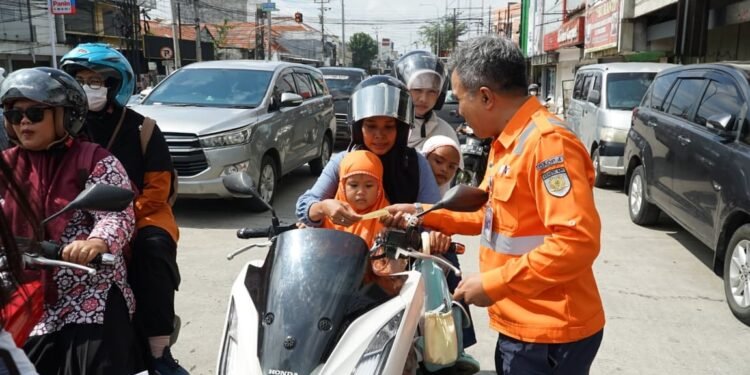 Angkutan Lebaran 2026 Kian Dekat, KAI Daop 4 Ingatkan Keselamatan di Perlintasan Sebidang