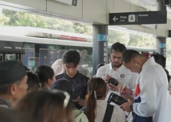 Kampanyekan Gaya Hidup Sehat, PAM JAYA Gandeng Pelita Jaya Bagi-Bagi Tumbler