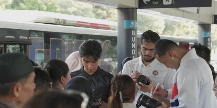 Kampanyekan Gaya Hidup Sehat, PAM JAYA Gandeng Pelita Jaya Bagi-Bagi Tumbler