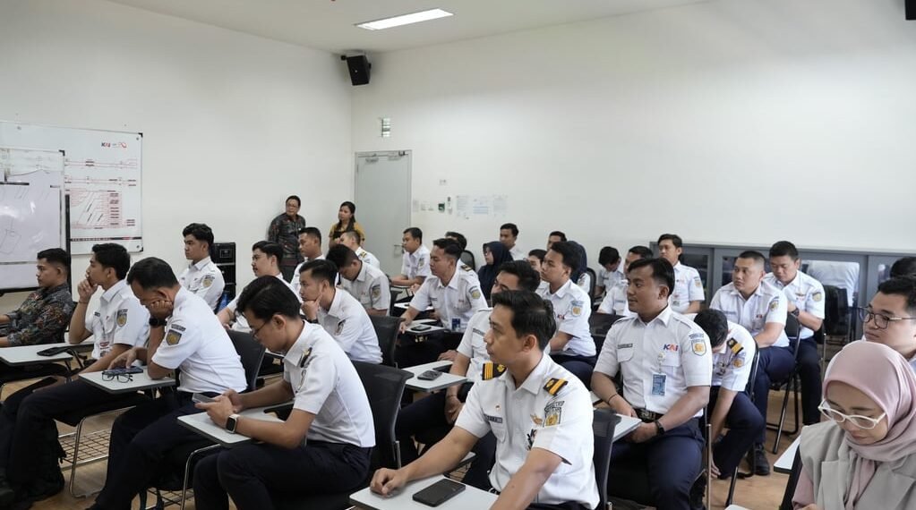 Jelang Angkutan Lebaran 2026, KAI Periksa Kesehatan Petugas LRT Jabodebek