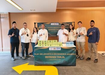 Sinergi Kebaikan, FKIJK DKI Jakarta dan BRI Regional Office 1 Gelar Aksi Berbagi Takjil