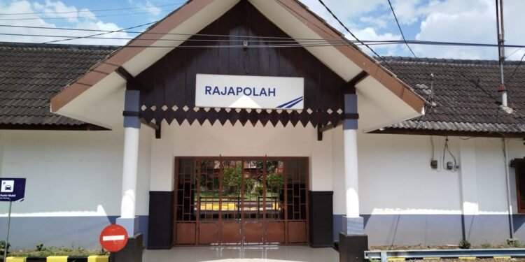 KAI Daop 2 Bandung Tingkatkan Pelayanan di Stasiun Rajapolah, KA Serayu Layani Naik Turun Penumpang Mulai 14 Maret 2026
