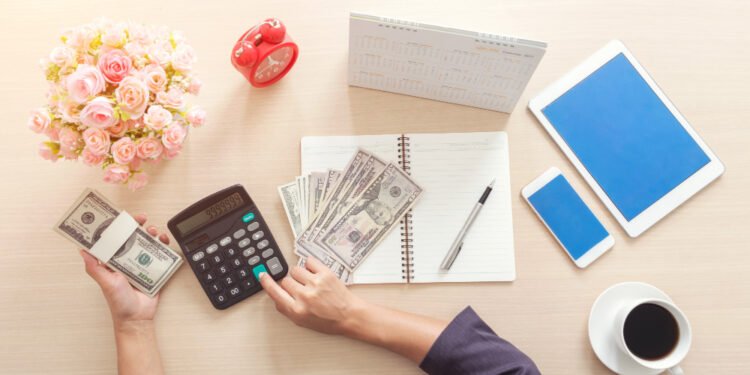 Cara Mengatur Keuangan Setelah Menerima THR Agar Tetap Stabil