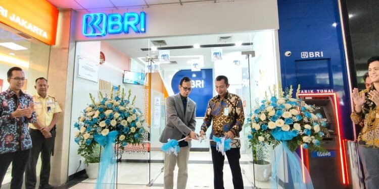 Sinergi Dunia Pendidikan dan Perbankan, BRI Resmikan Kantor Kas UNJ serta Serahkan Bantuan Kendaraan Operasional