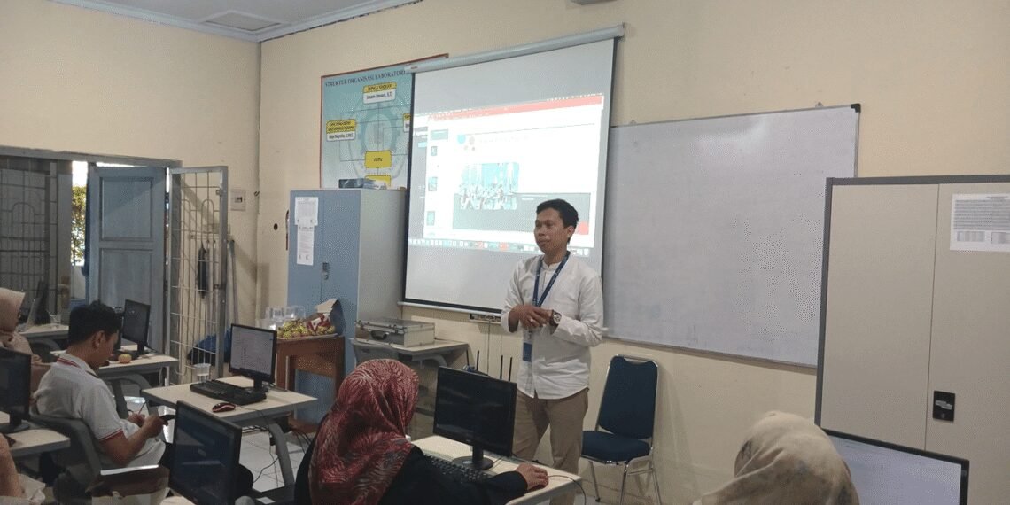 Krakatau IT Dukung Peningkatan Kompetensi Guru YPKS Melalui Pelatihan Pemanfaatan Artificial Intelligence (AI)