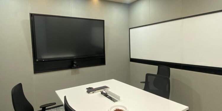 MLV Teknologi Sukses Hadirkan Ruang Meeting Modern Berteknologi Tinggi untuk PT KIA Sales Indonesia di RDTX Place