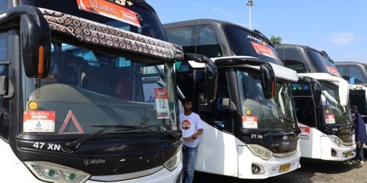 Hadir untuk Melayani, PAM JAYA Sediakan 15 Unit Bus untuk Dukung Program Mudik Gratis Pemprov DKI Jakarta 2026