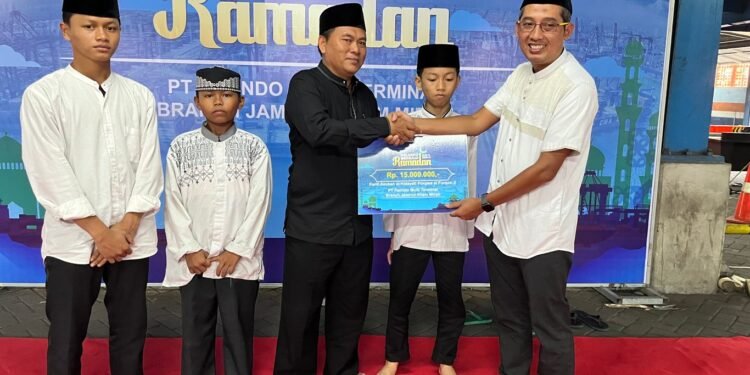 Berkah Ramadan dari Pelabuhan, Pelindo Multi Terminal Salurkan Ribuan Bantuan