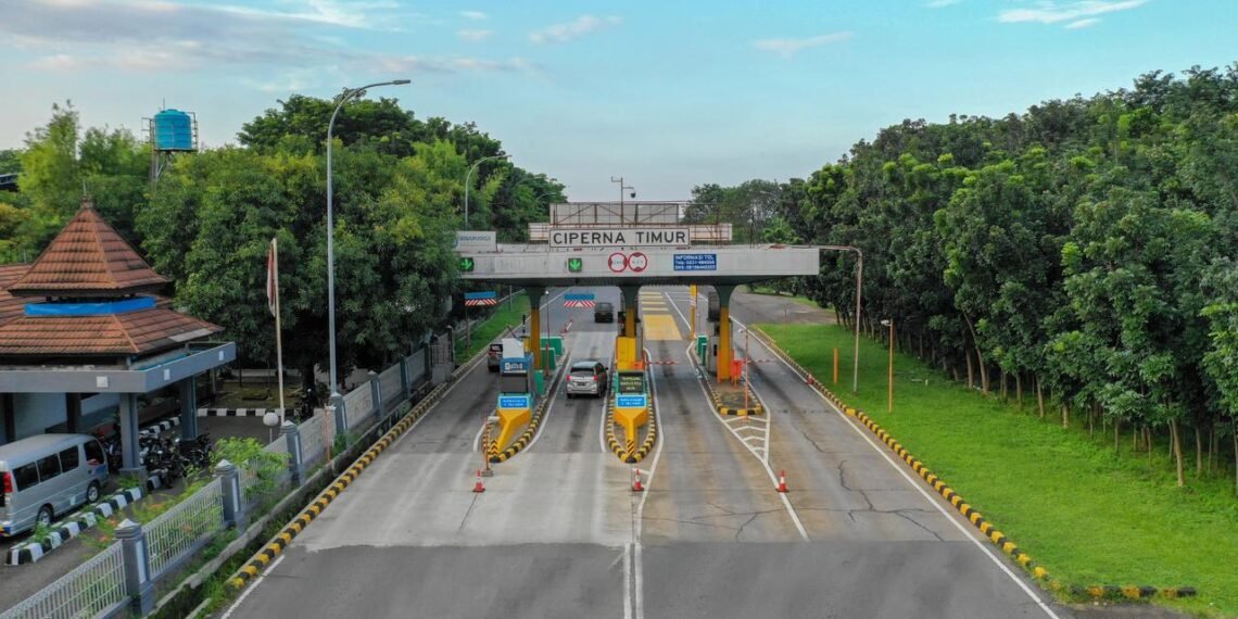 Mobilitas Kendaraan di Ruas Tol Palimanan–Kanci Meningkat, JTT Catat Kenaikan Lalu Lintas di GT Ciperna