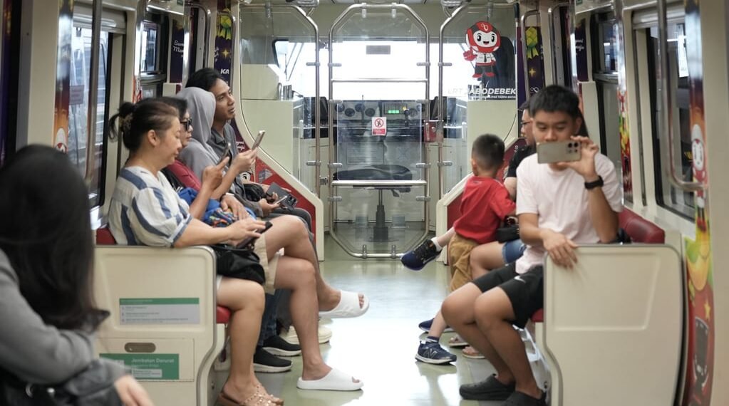 H1 & H2 Lebaran 2026 Pengguna LRT Jabodebek Melonjak Hingga 79 Persen