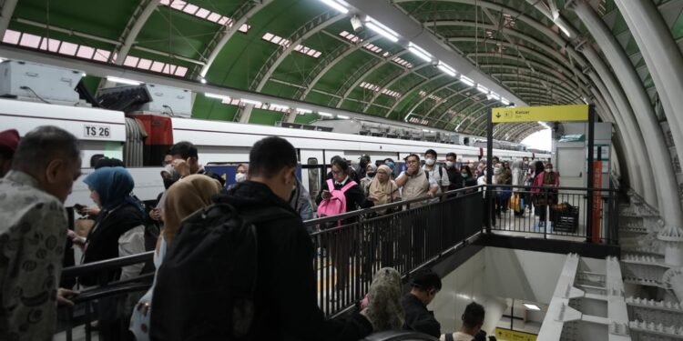 Libur Lebaran 2026, Pengguna LRT Jabodebek Meningkat 33 Persen Dibanding 2025
