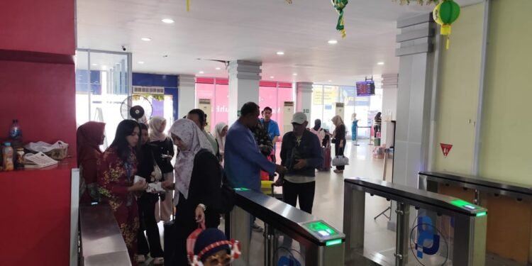 Arus Mudik dan Balik Lebaran 1447 H/2026 M di Pelabuhan Sri Bintan Pura Tanjungpinang Berjalan Lancar dan Kondusif