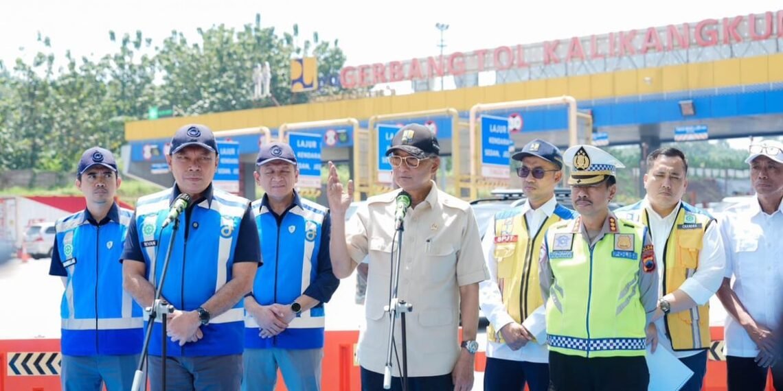 Tinjau GT Kalikangkung, Menteri Pekerjaan Umum dan Dirut Jasa Marga Pastikan Kesiapan Infrastruktur Jalan Tol Periode Arus Balik Idulfitri 1447H/2026 Dalam Kondisi Baik