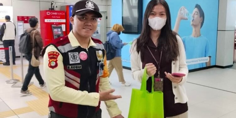 LRT Jabodebek Amankan 168 Barang Tertinggal, 47 Berhasil Dikembalikan ke Pemilik Selama Libur Lebaran 2026