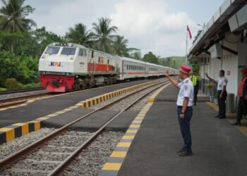 KAI Daop 2 Bandung Catat Kinerja Ketepatan Waktu KA Berangkat Pada Angkutan Lebaran 2026 Mencapai 99,80% Meningkat dari Angkutan Lebaran 2025, berikut 10 KA Favorit Pelanggan