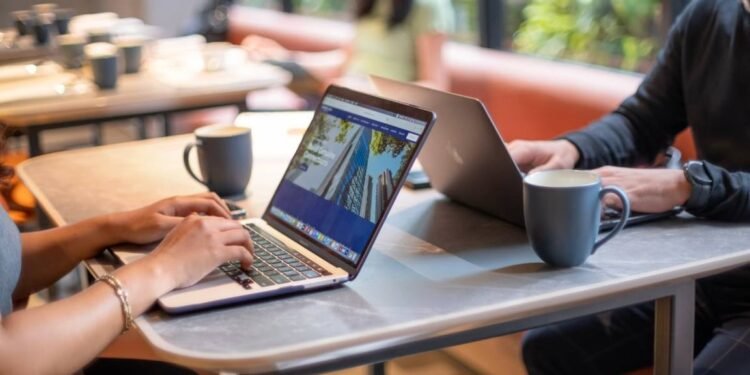 Work from Hotel Jadi Alternatif Baru Bagi Profesional di Jakarta