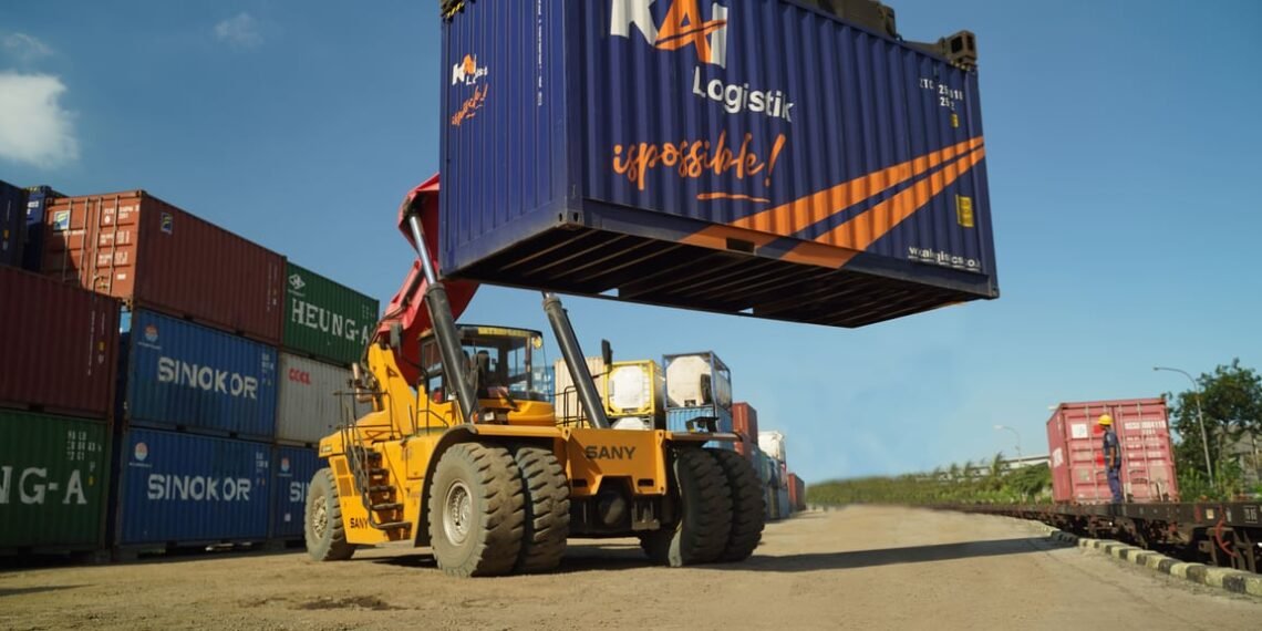 KAI Logistik Kelola 3,6 Juta Ton Barang di TW 1 dengan Peningkatan 24% pada Angkutan Peti Kemas