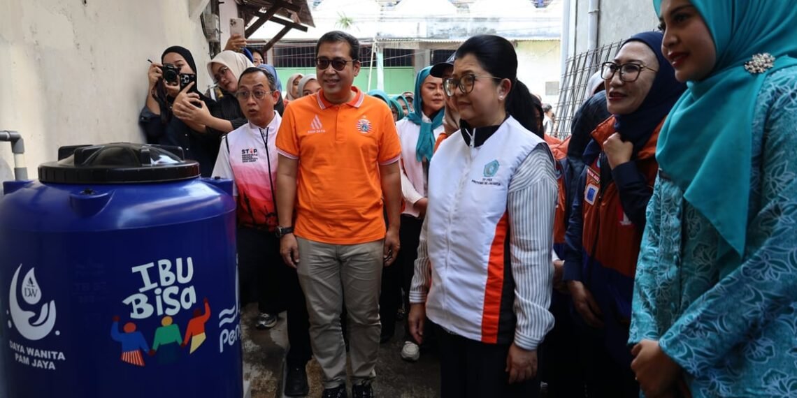 Setelah Wilayah Jakarta Barat, PAM JAYA dan TP PKK DKI Jakarta Bagi Toren Air Gratis kepada Masyarakat Jakarta Utara