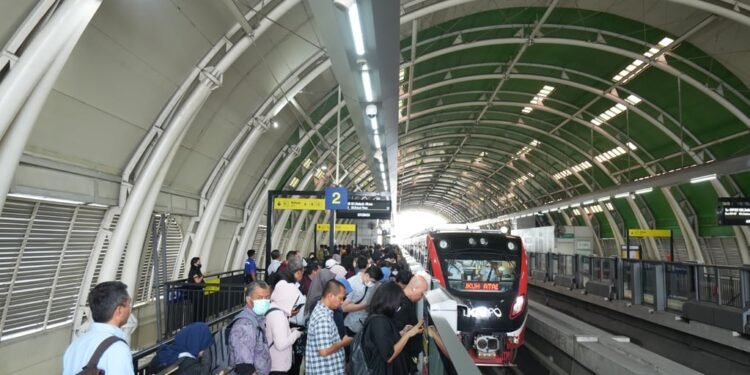 Pengguna LRT Jabodebek Capai 2,5 Juta pada Maret 2026