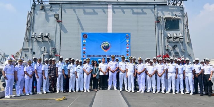 INS Sunayna Tiba di Jakarta, Misi “One Ocean, One Mission” Perkuat Sinergi Maritim Indonesia–India
