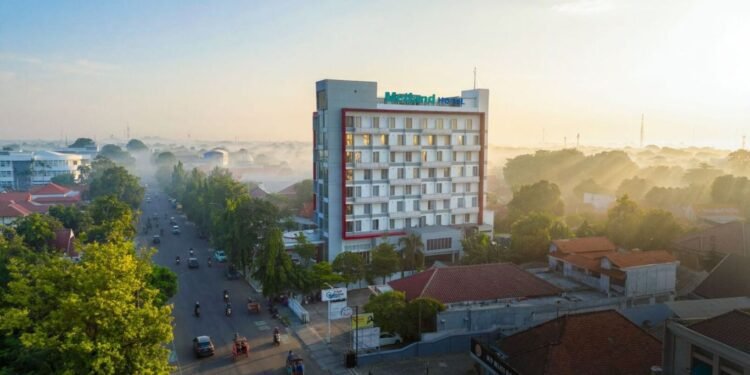 Hadirkan Nostalgia Permainan Tradisional, Metland Hotel Cirebon Gelar Dolan Sore & Pasar Dadakan