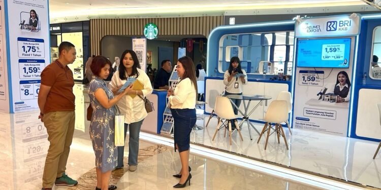 Optimalkan Momentum BRI Consumer Expo 2026,  BRI Finance Perluas Akses Pembiayaan Otomotif di Surabaya