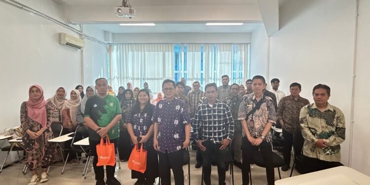 SATU University Kukuhkan Diri sebagai PTS Terdepan Bersama Disdik dalam Penguatan Kompetensi AI Guru se-Sumsel