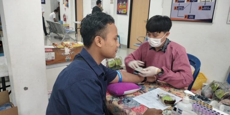 KAI Divre IV Tanjungkarang Laksanakan Medical Check Up Bagi Seluruh Pegawai, Pastikan Kesehatan dan Keselamatan Operasional