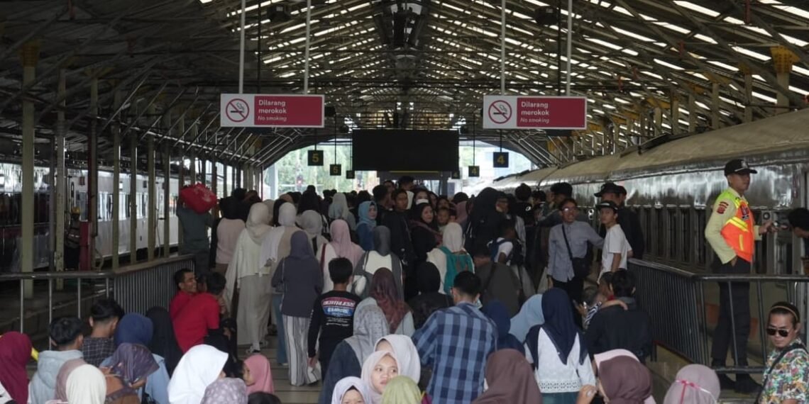 KAI Daop 2 Bandung Ucapkan Terima Kasih kepada Lebih Dari 872 Ribu Pengguna Jasa KA Pada Angkutan Lebaran 2026