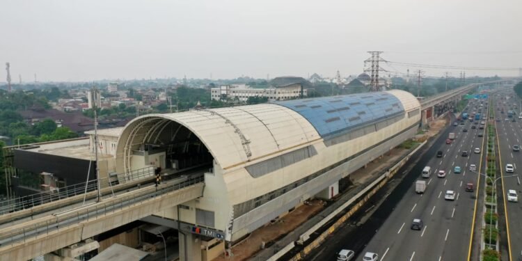 Libur Panjang, 270 Ribu Warga Gunakan LRT Jabodebek untuk Akses Wisata