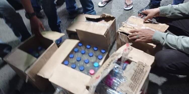 Gelar Razia Pekat Di Enam Kecamatan, Satpol PP Sita 251 Botol Miras