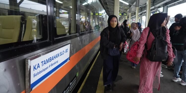 KAI Daop 2 Bandung Jalankan 2 KA Tambahan Selama Libur Panjang Kenaikan Yesus Kristus