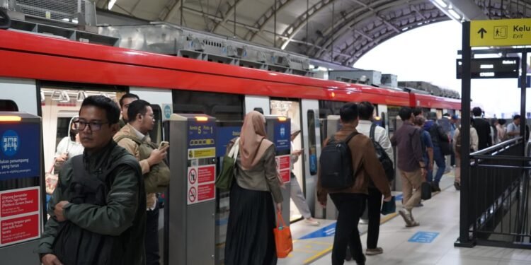 Libur Panjang 14–17 Mei, KAI Operasikan 270 Perjalanan LRT Jabodebek per Hari
