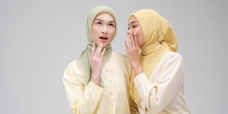 Mengusung Konsep Timeless Fashion, napocut Ungkap Rahasia Hijab Paris Tetap Tegak Paripurna Hingga 100x Cuci