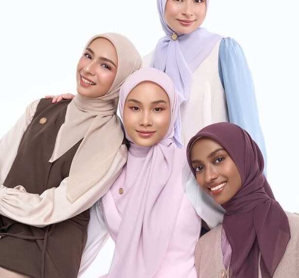 20 Tahun Menemani, napocut Masih Setia Jaga Kualitas Sebagai Pelopor Hijab Paris