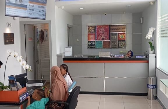 Bank Rakyat Indonesia KCP Pasar Pagi Mangga Dua Layani Kebutuhan Nasabah Melalui Weekend Banking