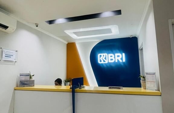 BRI KK Mall Kelapa Gading Tetap Layani Transaksi Nasabah Saat Libur Melalui Weekend Banking