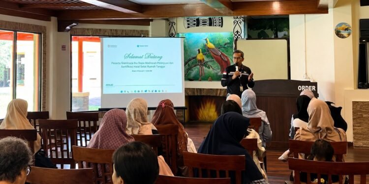 Perkuat Ekosistem Halal, SUCOFINDO Edukasi Pelaku UMKM di Timika