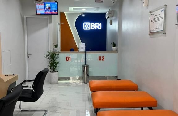 BRI Unit Duren Sawit Tetap Berikan Layanan Perbankan bagi Nasabah Melalui Weekend Banking