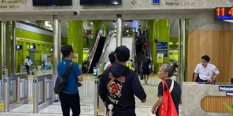 KAI Daop 1 Jakarta Layani Hampir 56 Ribu Pelanggan KA Lokal, Volume Tertinggi Terjadi pada 26 Mei 2026