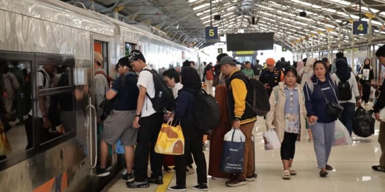 KAI Daop 2 Bandung Imbau Pelanggan Patuhi Aturan Barang Bawaan